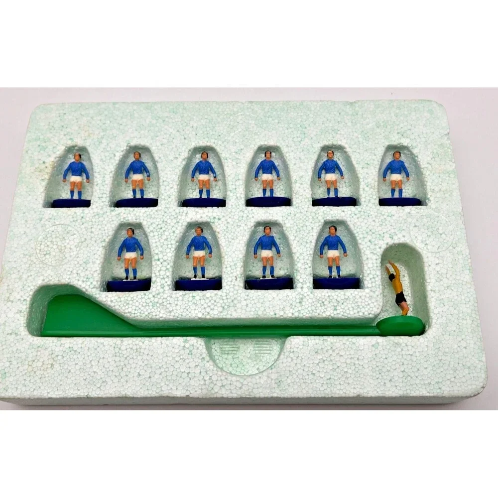 Subbuteo Table Soccer International Ed. Blue Team Players Set 11 Pieces 80s VTG